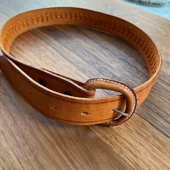 WESTERN Style Belt Tan Leather Lacing Design Removable Buckle Rodeo Stampede - Picture 3 of 12